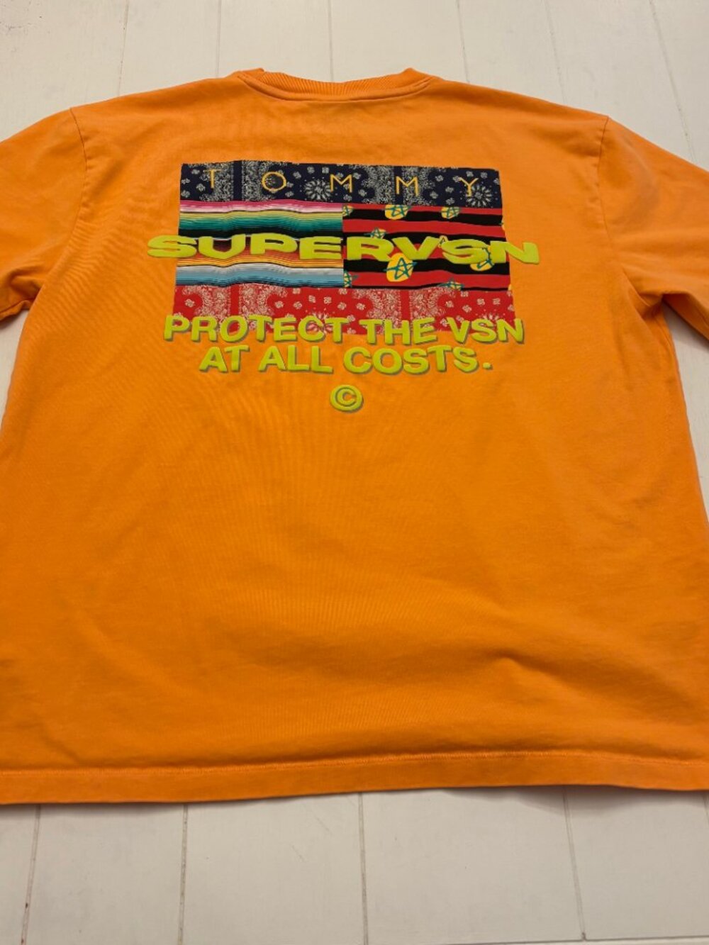 Tommy Jeans SuperVSN Orange Graphic Tee Large - Picture 5 of 11